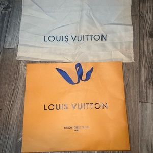 Louis Vuitton gift & dust bag